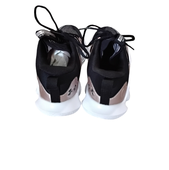 Under Armour Flow Breakthrough 4 Sneakers Womens Size 9 Comfy Casual Sporty - Picture 3 of 7